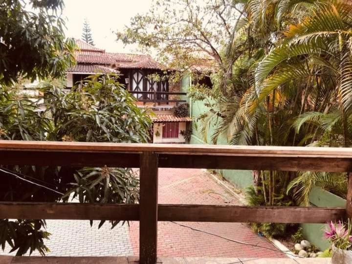 Pousada Suites Praia De Costazul ريو داس أوستراس المظهر الخارجي الصورة